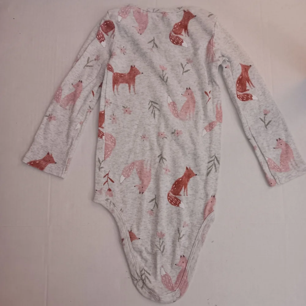Carters Gray Bodysuit Long Sleeve Snap Onesies Woodland Fox Green Leaves